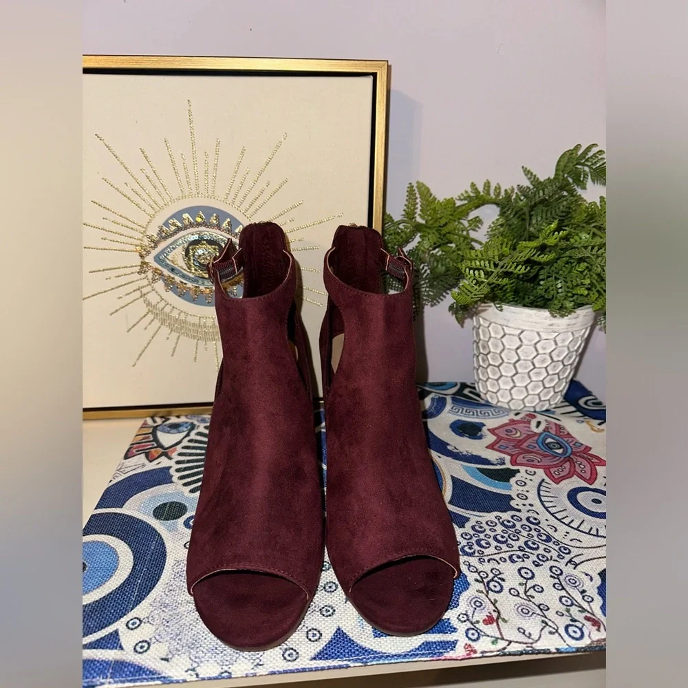 Parker & Sky Merlot Faux Suede Booties - Picture 4 of 9